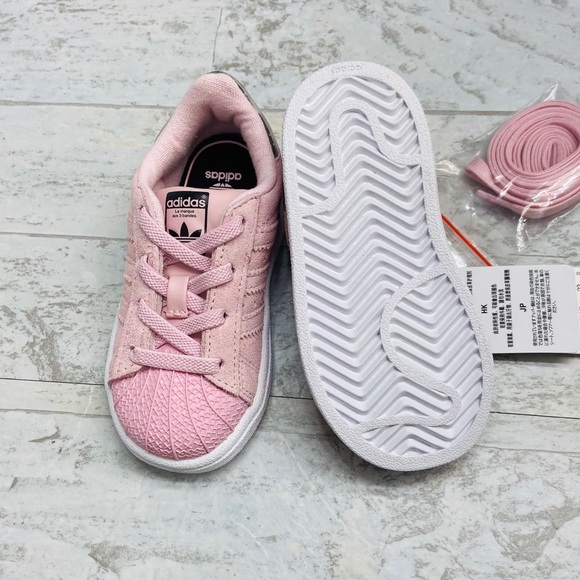 Adidas baby /toddler girl pink Superstar sneakers - Picture 6 of 8